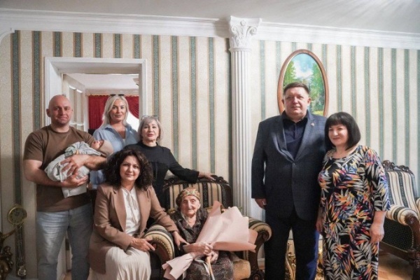 Одна из старейших жительниц Владикавказа Соня Козаева отмечает сегодня...