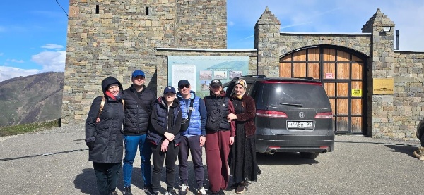 Tourists from Moscow visited the Sharoi Historical and Architectural M...