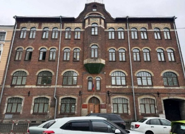 Бывшая торговая баня Кудрявцева на Бобруйской улице, 4 в Петербурге об...